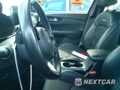 Zdjęcie 7 z 12 samochodu: 2021 KIA FORTE GT LINE VIN:3KPF34ADXME323771 - miniatura
