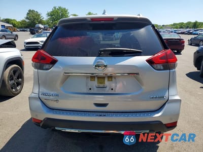 Zdjęcie 6 z 12 samochodu: 2019 NISSAN ROGUE SV VIN:JN8AT2MV1KW396828 - miniatura
