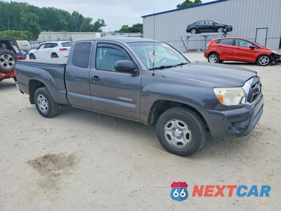 Czwarte zdjęcie samochodu z boku: 2014 TOYOTA TACOMA ACCESS CAB VIN:5TFTX4CN1EX038178 - miniatura