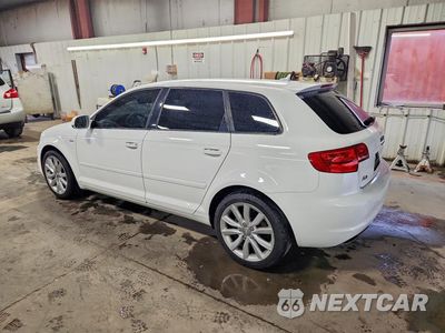 Drugie zdjęcie samochodu z przodu: 2011 AUDI A3 PREMIUM VIN:WAUBJBFM0BA054596 - miniatura