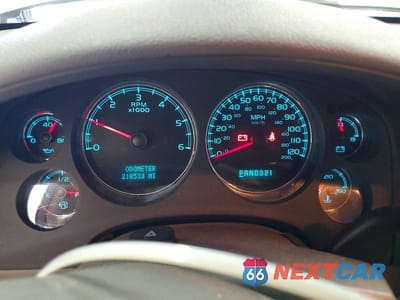 Zdjęcie 9 z 13 samochodu: 2008 CHEVROLET SUBURBAN K1500 LS VIN:3GNFK16328G293412 - miniatura