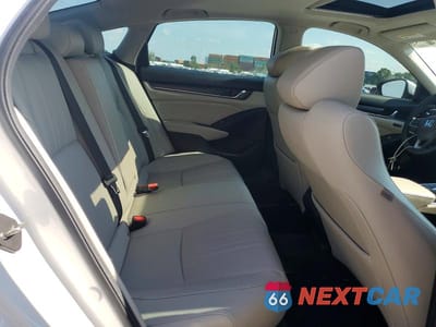 Zdjęcie 10 z 12 samochodu: 2019 HONDA ACCORD TOURING VIN:1HGCV2F91KA017579 - miniatura