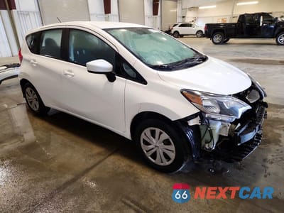 Czwarte zdjęcie samochodu z boku: 2019 NISSAN VERSA NOTE S VIN:3N1CE2CP2KL355926 - miniatura