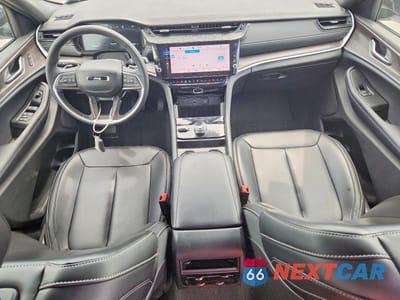 Zdjęcie 8 z 13 samochodu: 2026 JEEP GRAND CHEROKEE LIMITED VIN:1C4RJHBR0TC261887 - miniatura