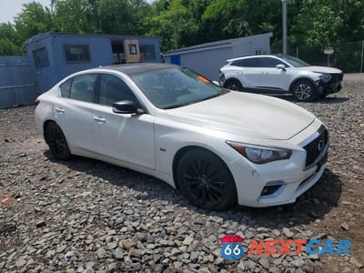 Czwarte zdjęcie samochodu z boku: 2018 INFINITI Q50 3.0T LUXE VIN:JN1EV7AR8JM438520 - miniatura