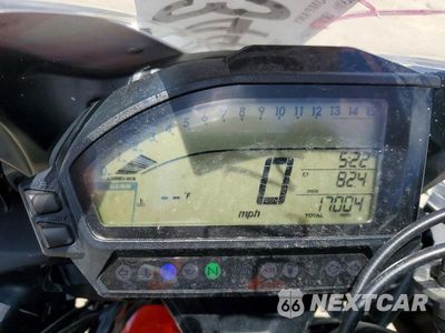 Zdjęcie 7 z 9 samochodu: 2015 HONDA CBR1000 RR VIN:JH2SC5902FK700056 - miniatura