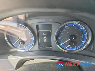 Zdjęcie 9 z 12 samochodu: 2004 TOYOTA COROLLA LE VIN:1NXBR32E34Z306886 - miniatura