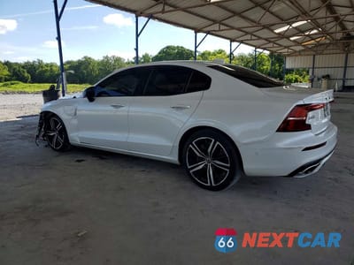 Drugie zdjęcie samochodu z przodu: 2021 VOLVO S60 T8 RECHARGE R-DESIGN VIN:7JRBR0FM1MG095854 - miniatura