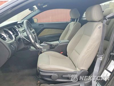 Zdjęcie 7 z 12 samochodu: 2013 FORD MUSTANG VIN:1ZVBP8AM0D5215839 - miniatura