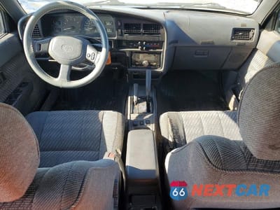 Zdjęcie 8 z 12 samochodu: 1993 TOYOTA 4RUNNER VN39 SR5 VIN:JT3VN39W7P0116746 - miniatura