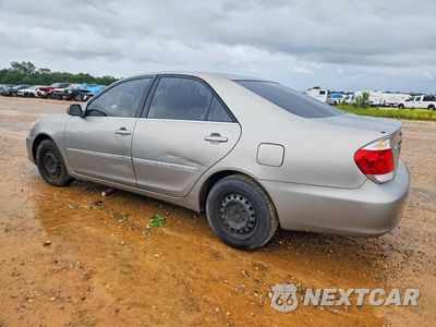 Drugie zdjęcie samochodu z przodu: 2005 TOYOTA CAMRY LE VIN:4T1BE30K25U971249 - miniatura
