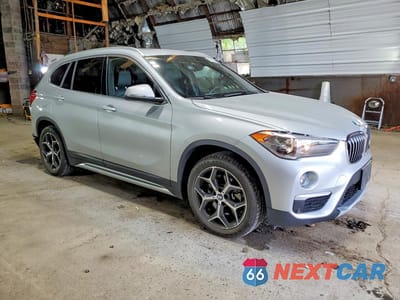 Czwarte zdjęcie samochodu z boku: 2019 BMW X1 XDRIVE28I VIN:WBXHT3C58K5L38841 - miniatura