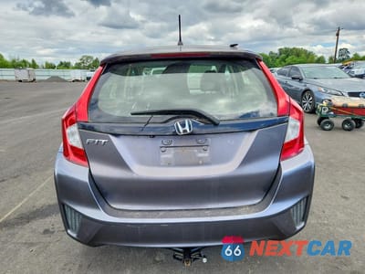 Zdjęcie 6 z 13 samochodu: 2016 HONDA FIT LX VIN:JHMGK5H53GS003283 - miniatura