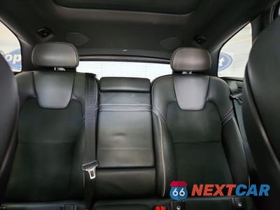 Zdjęcie 10 z 13 samochodu: 2019 VOLVO XC60 T6 R-DESIGN VIN:YV4A22RM6K1351487 - miniatura