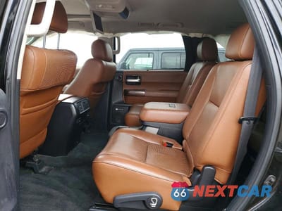 Zdjęcie 11 z 13 samochodu: 2016 TOYOTA SEQUOIA PLATINUM VIN:5TDDW5G13GS145682 - miniatura