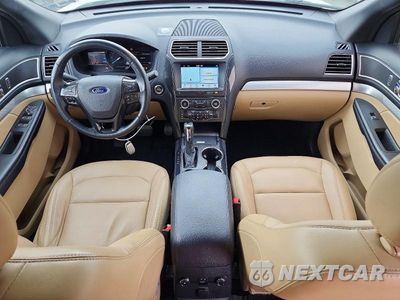 Zdjęcie 8 z 13 samochodu: 2017 FORD EXPLORER XLT VIN:1FM5K7D8XHGD16710 - miniatura