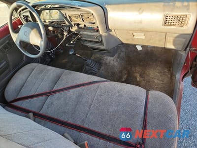 Zdjęcie 8 z 13 samochodu: 1995 TOYOTA PICKUP BASE VIN:4TARN81AXSZ319270 - miniatura