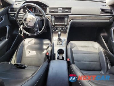 Zdjęcie 8 z 12 samochodu: 2018 VOLKSWAGEN PASSAT SE VIN:1VWBA7A34JC043342 - miniatura