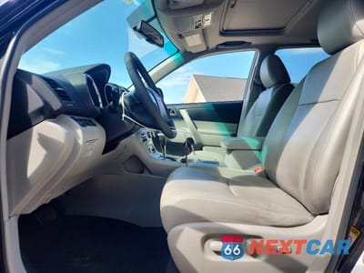 Zdjęcie 7 z 13 samochodu: 2013 TOYOTA HIGHLANDER SE VIN:5TDBK3EH4DS186387 - miniatura