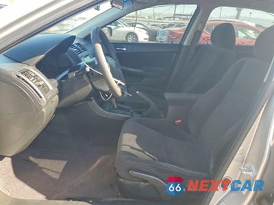 Zdjęcie 7 z 12 samochodu: 2007 HONDA ACCORD LX VIN:JHMCM564X7C004718 - miniatura