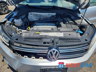 Zdjęcie 12 z 13 samochodu: 2017 VOLKSWAGEN TIGUAN VIN:WVGUV7AX2HK030250 - miniatura
