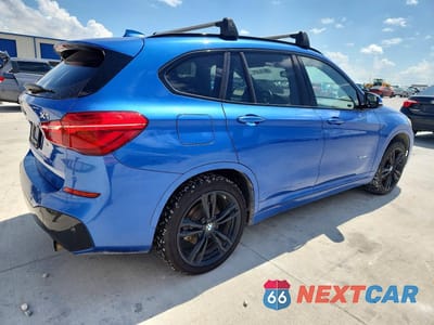 Trzecie zdjęcie samochodu z tyłu: 2017 BMW X1 XDRIVE28I VIN:WBXHT3C37H5F80031 - miniatura