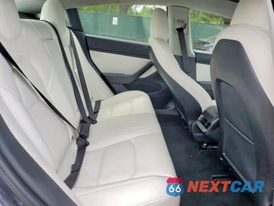 Zdjęcie 10 z 12 samochodu: 2019 TESLA 3 VIN:5YJ3E1EA5KF407662 - miniatura