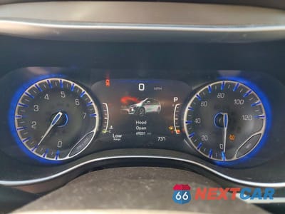 Zdjęcie 9 z 13 samochodu: 2017 CHRYSLER PACIFICA EHYBRID PLATINUM VIN:2C4RC1EG6HR689201 - miniatura