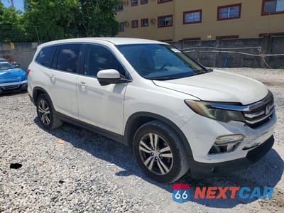 Czwarte zdjęcie samochodu z boku: 2018 HONDA PILOT EX VIN:5FNYF5H36JB020026 - miniatura
