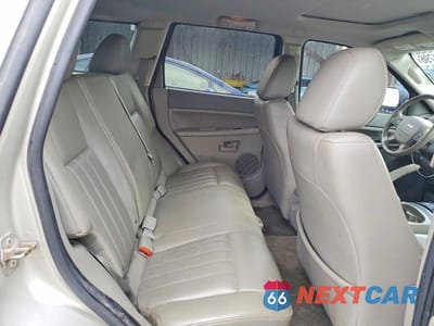 Zdjęcie 10 z 12 samochodu: 2007 JEEP GRAND CHEROKEE LAREDO VIN:1J8GR48KX7C606148 - miniatura