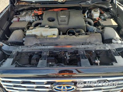 Zdjęcie 11 z 13 samochodu: 2023 TOYOTA TUNDRA CREWMAX CAPSTONE VIN:5TFVC5DBXPX023891 - miniatura