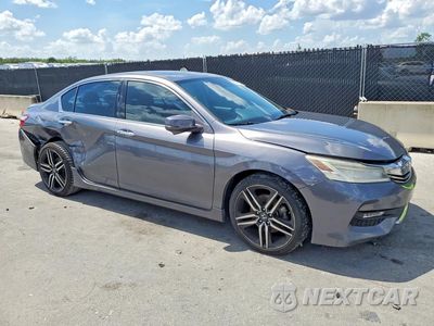 Czwarte zdjęcie samochodu z boku: 2016 HONDA ACCORD TOURING VIN:1HGCR3F98GA024448 - miniatura