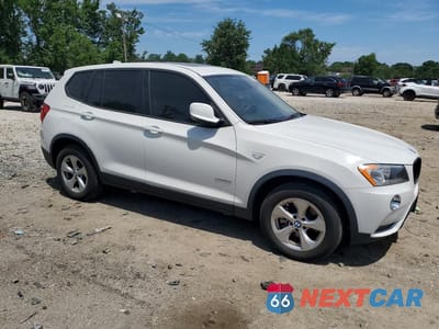 Czwarte zdjęcie samochodu z boku: 2011 BMW X3 XDRIVE28I VIN:5UXWX5C52BL703965 - miniatura