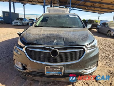 Piąte zdjęcie samochodu w środku: 2021 BUICK ENCLAVE PREMIUM VIN:5GAERCKW5MJ209914 - miniatura