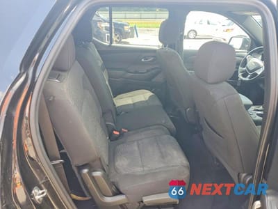 Zdjęcie 11 z 13 samochodu: 2023 CHEVROLET TRAVERSE LT VIN:1GNERGKW5PJ130020 - miniatura