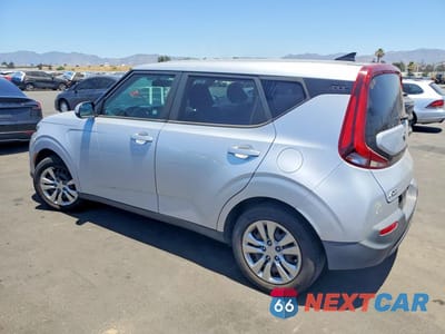 Drugie zdjęcie samochodu z przodu: 2020 KIA SOUL LX VIN:KNDJ23AU1L7116336 - miniatura