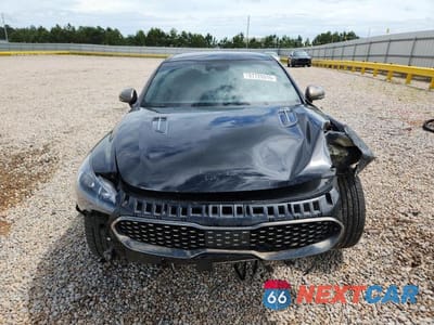 Piąte zdjęcie samochodu w środku: 2019 KIA STINGER GT2 VIN:KNAE55LCXK6046636 - miniatura