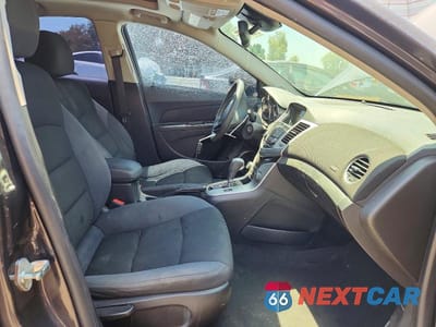 Zdjęcie 7 z 12 samochodu: 2015 CHEVROLET CRUZE LT VIN:1G1PC5SB6F7297947 - miniatura