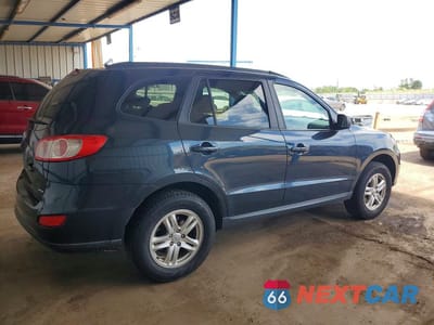 Trzecie zdjęcie samochodu z tyłu: 2012 HYUNDAI SANTA FE GLS VIN:5XYZGDAB9CG164825 - miniatura