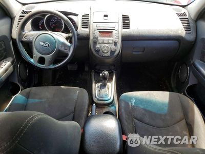 Zdjęcie 8 z 12 samochodu: 2013 KIA SOUL + VIN:KNDJT2A60D7602307 - miniatura