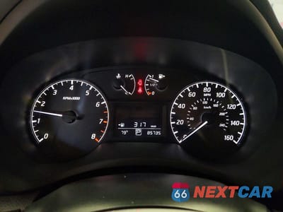 Zdjęcie 9 z 13 samochodu: 2014 NISSAN SENTRA S VIN:3N1AB7AP4EY217974 - miniatura