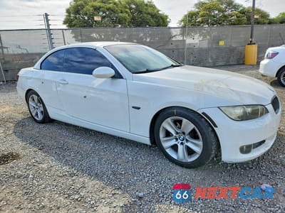 Czwarte zdjęcie samochodu z boku: 2008 BMW 328 I SULEV VIN:WBAWR33548P151223 - miniatura