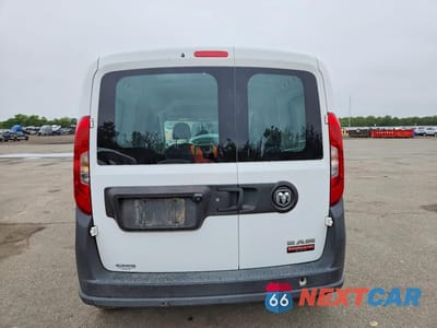 Zdjęcie 6 z 13 samochodu: 2017 RAM PROMASTER CITY VIN:ZFBERFABXH6H03988 - miniatura