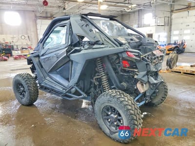 Trzecie zdjęcie samochodu z tyłu: 2021 POLARIS RZR UTILITY VEHICLE VIN:3NSRAD928MG614018 - miniatura