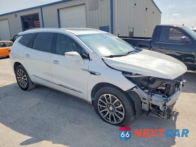 Czwarte zdjęcie samochodu z boku: 2020 BUICK ENCLAVE PREMIUM VIN:5GAERCKW0LJ210869 - miniatura