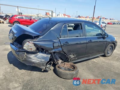 Trzecie zdjęcie samochodu z tyłu: 2007 NISSAN VERSA 1.8 S VIN:3N1BC11E97L442128 - miniatura