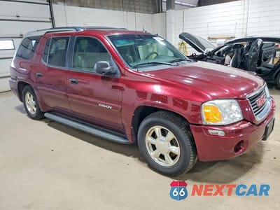 Czwarte zdjęcie samochodu z boku: 2004 GMC ENVOY XUV VIN:1GKET12S746184636 - miniatura