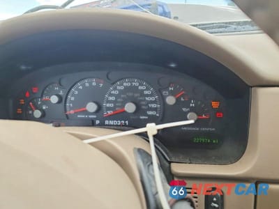 Zdjęcie 9 z 13 samochodu: 2005 FORD EXPLORER EDDIE BAUER VIN:1FMDU74W05UA69652 - miniatura