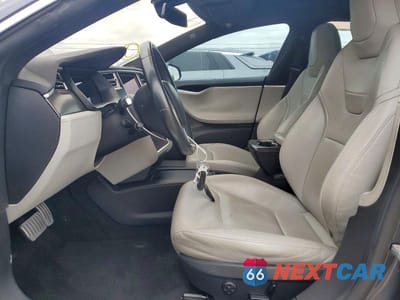 Zdjęcie 7 z 12 samochodu: 2016 TESLA MODEL S VIN:5YJSA1E43GF143561 - miniatura