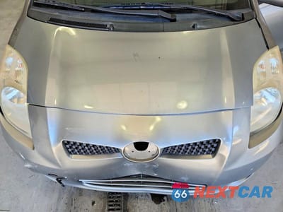Zdjęcie 11 z 12 samochodu: 2008 TOYOTA YARIS BASE VIN:JTDJT903885185858 - miniatura